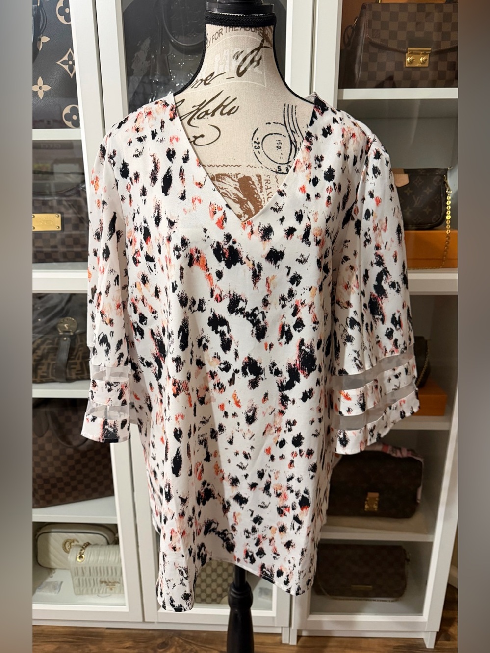 V-Neck Printed Tunic Top in White with Black & Coral Accents